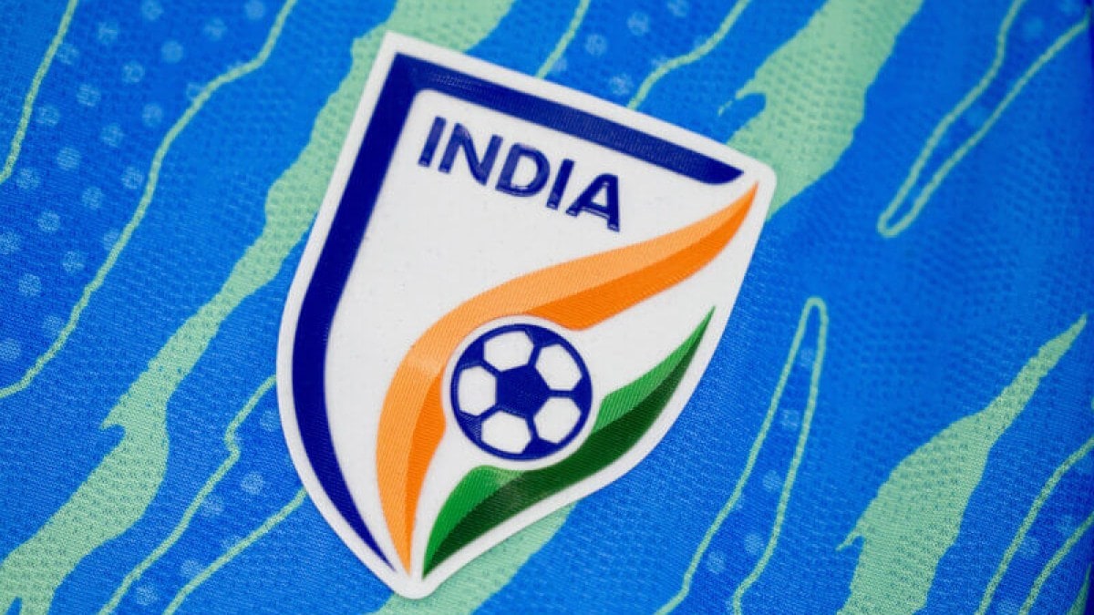 Salary cut standoff in Indian football as players raise concerns, ISL clubs defend move.