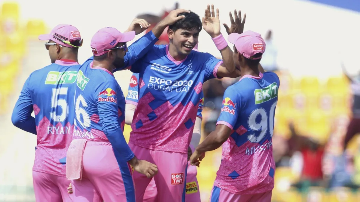 आईपीएल में एक साल बाद होगी वापसी, एक ही ओवर में तीन विकेट लेकर मचा दी सनसनी