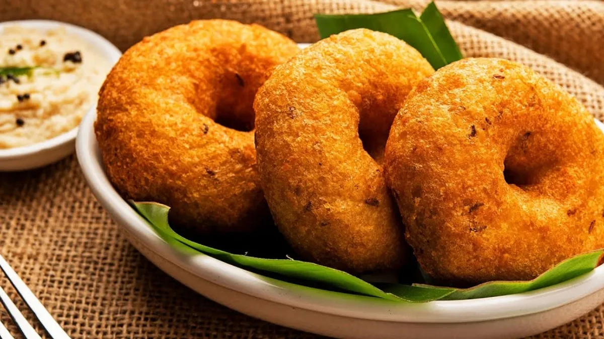 बची हुई ब्रेड से बनाएं मेदु वड़ा, स्वाद में जबरदस्त, बेहद आसान बनाने का तरीका, नोट कर लीजिए रेसिपी