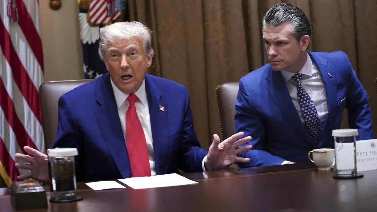 Iran US War: ट्रंप ने ईरान पर हमले के लिए अपने रक्षामंत्री पीट हेगसेथ को ठहराया दोषी, बोले तुमने ही कहा-“चलो कर देते हैं”