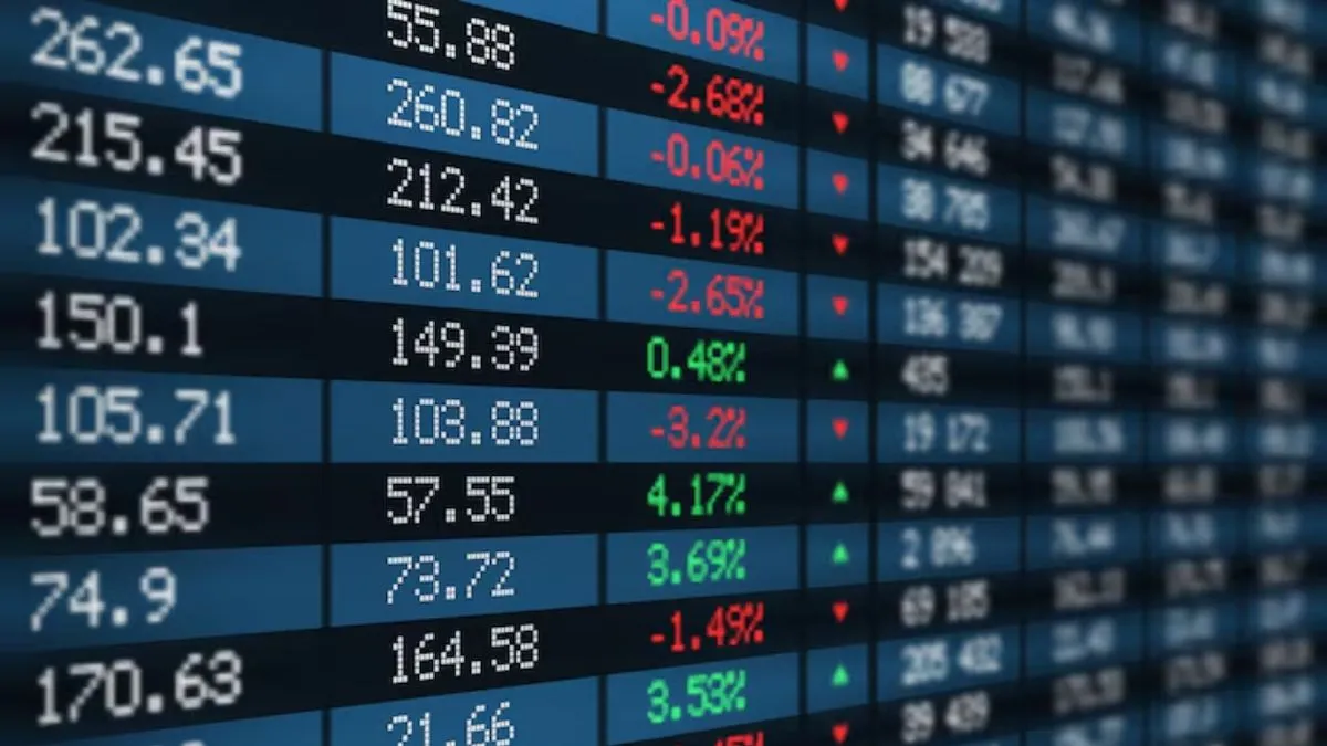 Stock Market Highlights: सेंसेक्स 417 और निफ्टी 97 अंकों की गिरावट के साथ बंद, इन शेयरों ने कराया बड़ा नुकसान