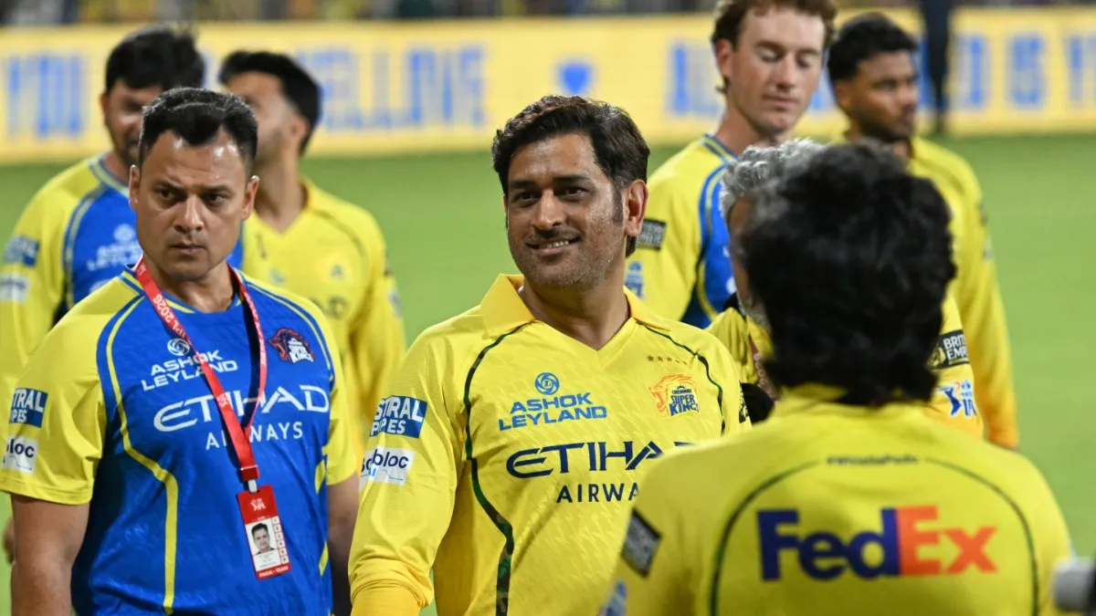 VIDEO: एमएस धोनी ने कह दिया Thank You, हार के बाद भी CSK ने जीत लिया दिल
