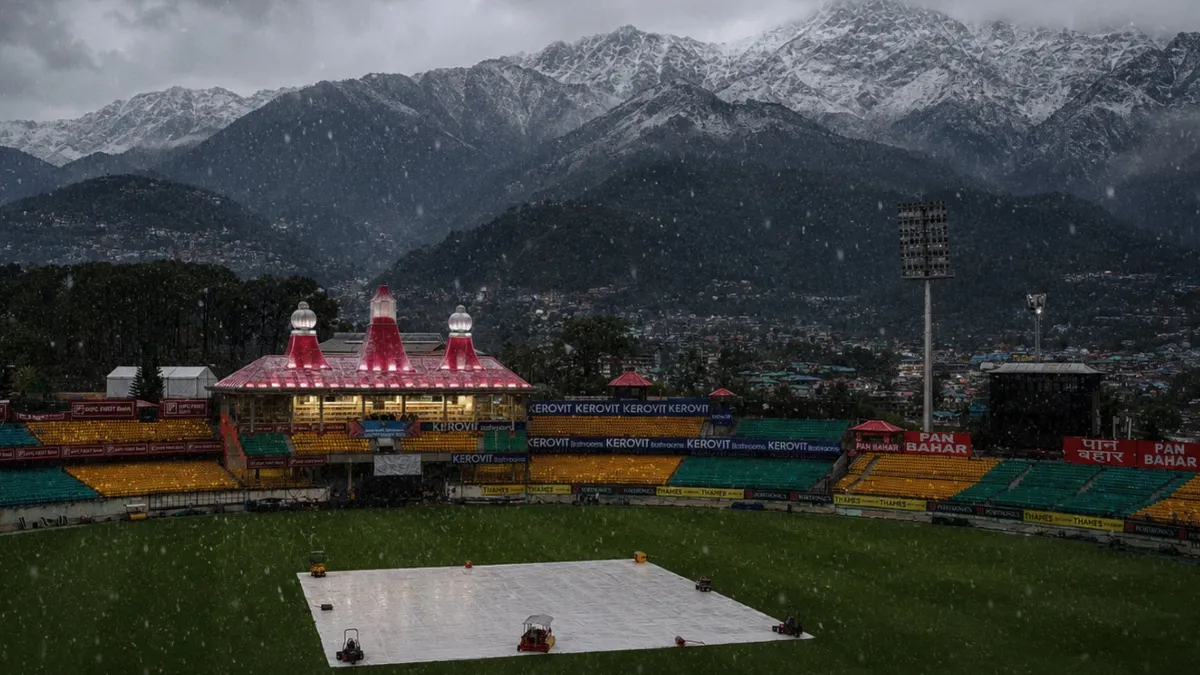IND vs AFG: बारिश की वजह से पहले वनडे मैच में फिर सकता है पानी, धर्मशाला में येलो अलर्ट की है वॉर्निंग