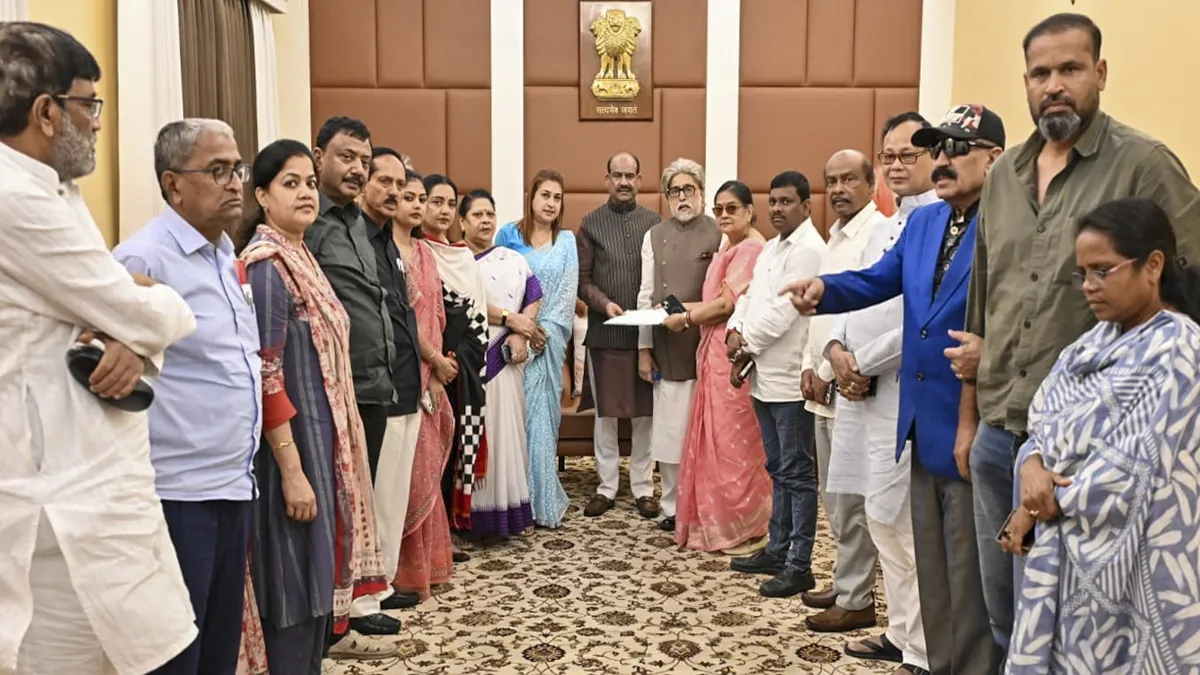 TMC में संभावित विभाजन पर जल्दबाजी नहीं, दोनों गुटों को सुनने के बाद फैसला लेंगे लोकसभा स्पीकर ओम बिरला