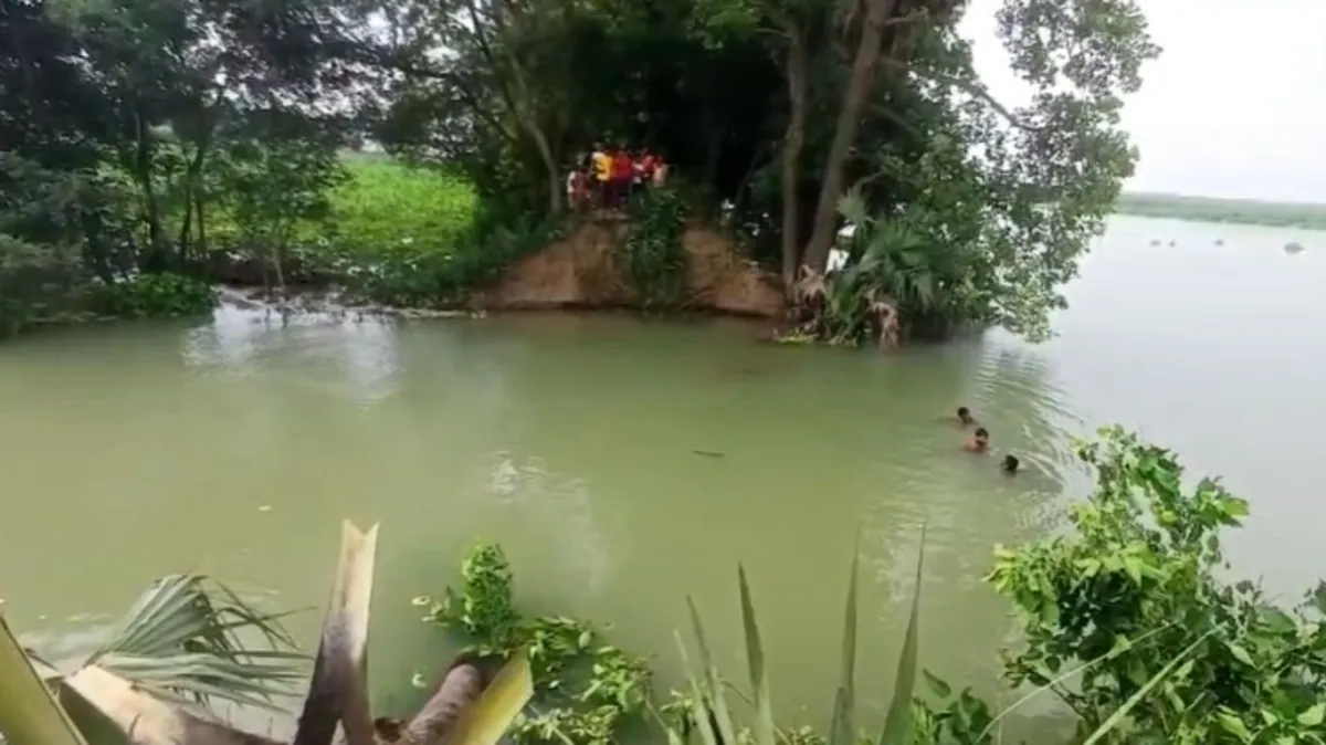 बिहार में कहर बरपा रही है गंगा की लहरें, बेगूसराय में जमींदारी बांध बहा, भागलपुर में टूटा तटबंध