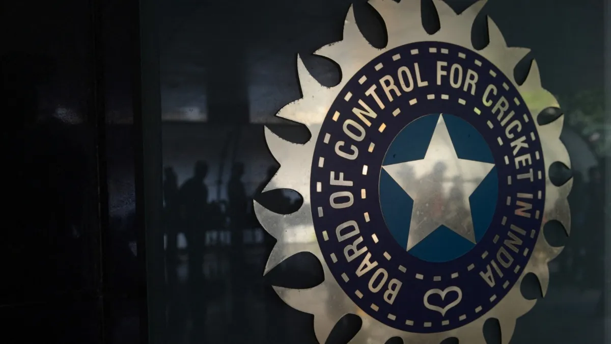 BCCI ने एक साथ 64 खिलाड़ियों पर लगाया बैन, वर्ल्ड कप विजेता खिलाड़ी का नाम भी शामिल