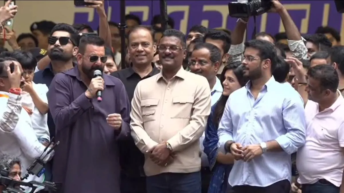 ‘6 साल येरवडा जेल में रहा, फिर भी मराठी नहीं सीखा’, संजय दत्त के बयान पर छिड़ा सियासी घमासान, प्रताप सरनाईक को BJP विधायक ने घेरा